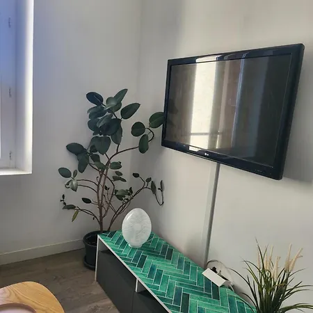 Apartman La Parenthese Auvergnate, F3 2 Clermont-ferrand,climatisation, Parking
